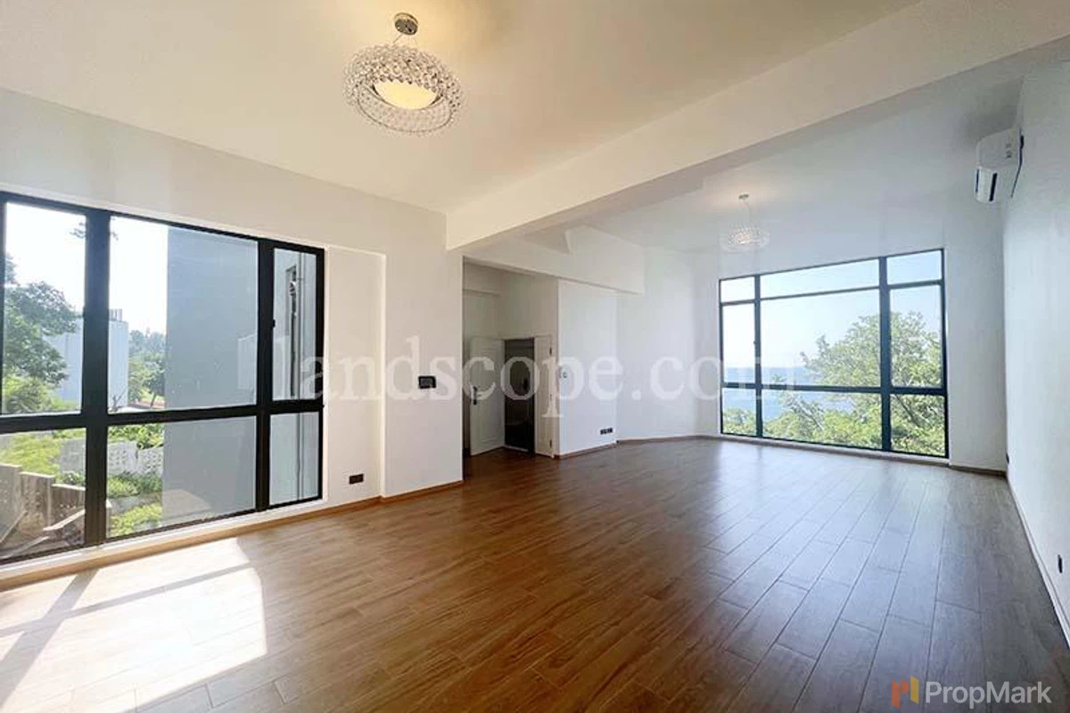 Banoo Villa - Photo 1