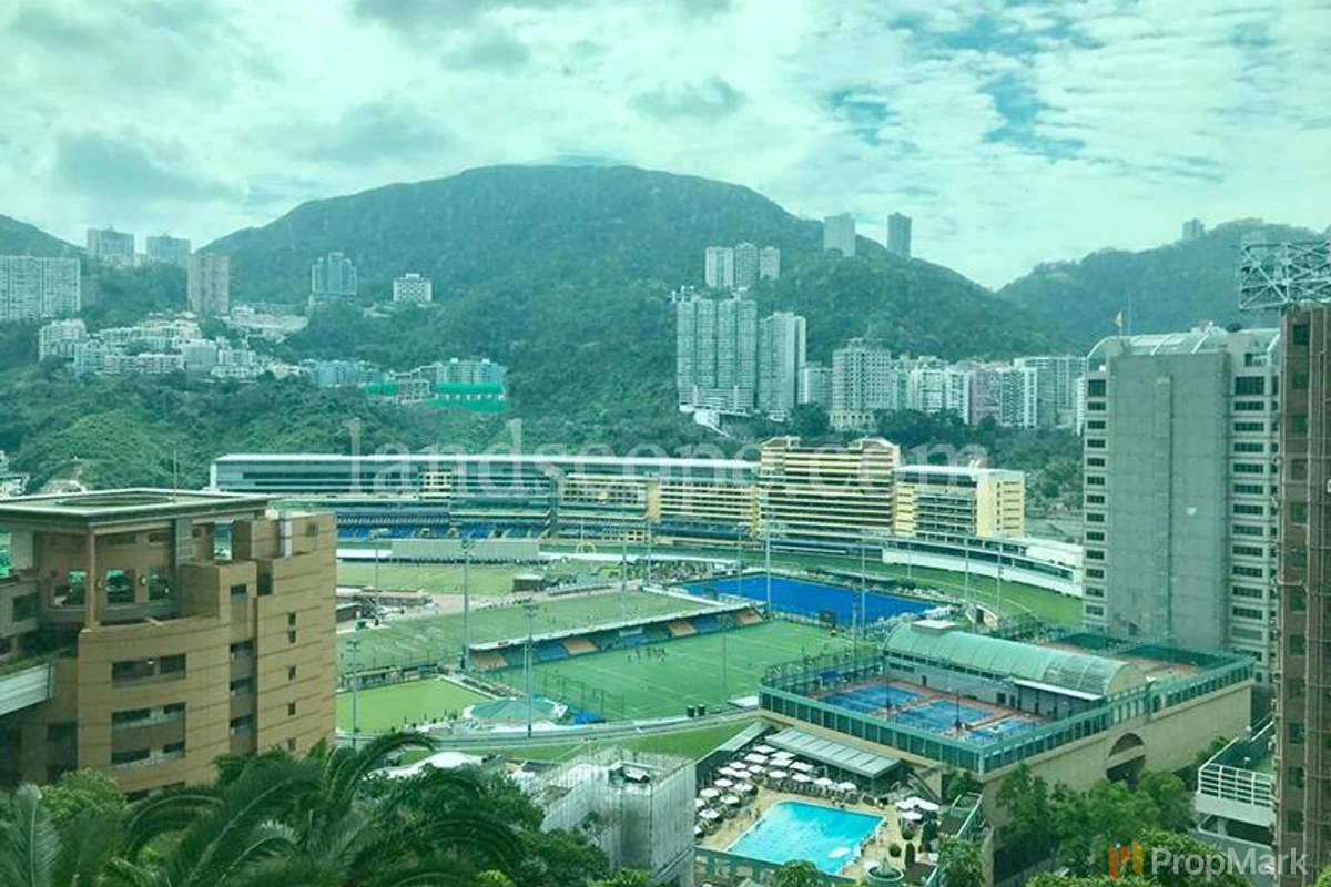 The Leighton Hill - Photo 1