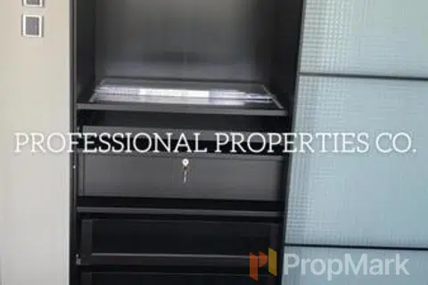 J Residence - Photo 5