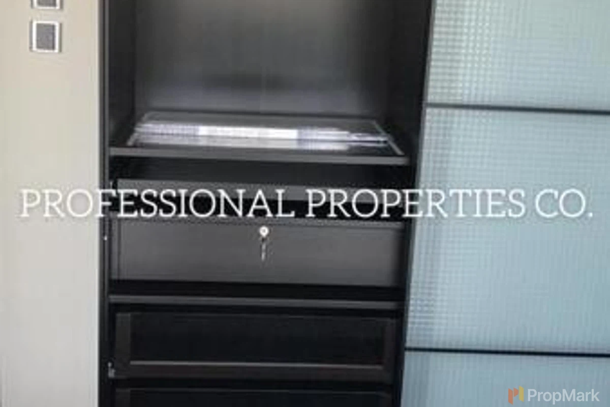 J Residence - Photo 5