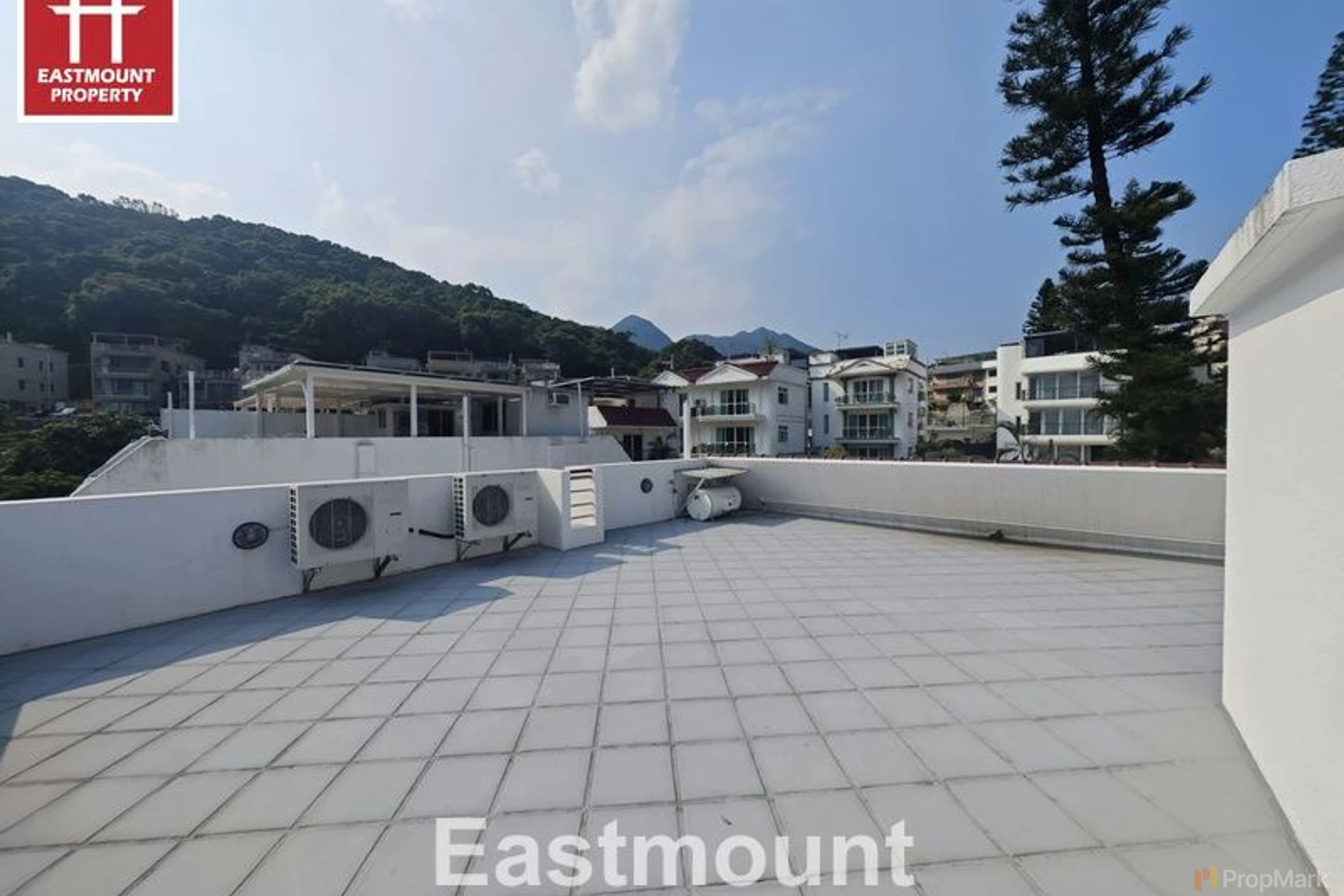 Greenpeak Villa, Wong Chuk Shan - Photo 1
