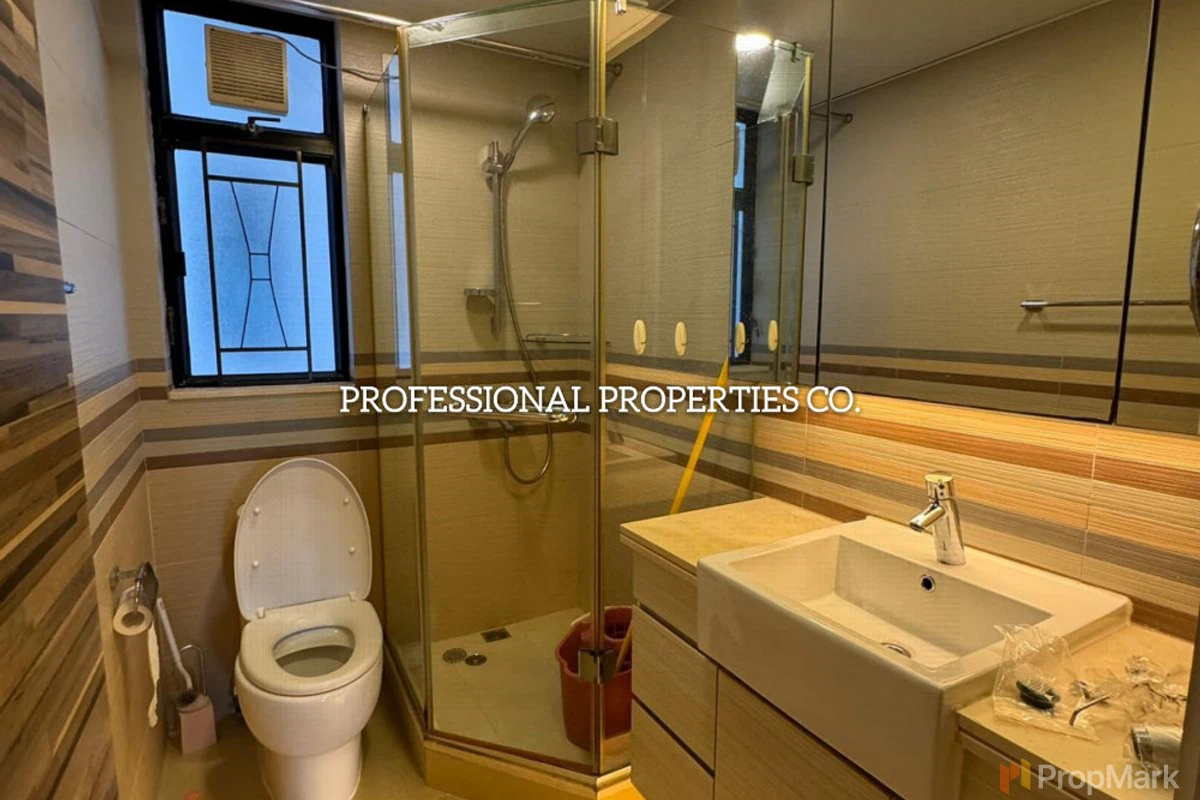 Park Towers - Photo 15