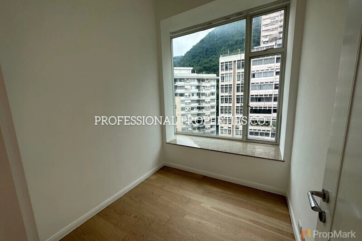 Conduit 18 - Photo 4