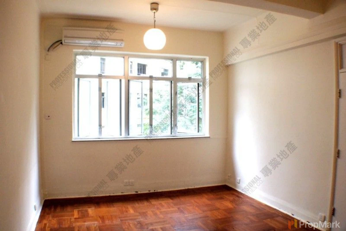 16-18 Tai Hang Road - Photo 1