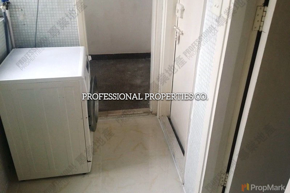 Lyttelton Garden - Photo 11