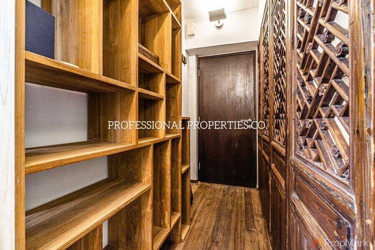 Silver Jubilee Mansion - Photo 5