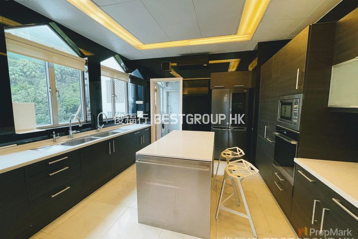 Guildford Court - Photo 10