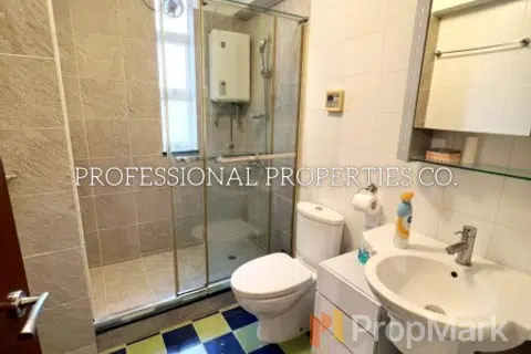 Baguio Villa - Photo 2