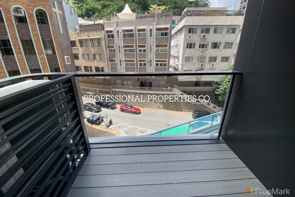 One Jardine's Lookout - Photo 4