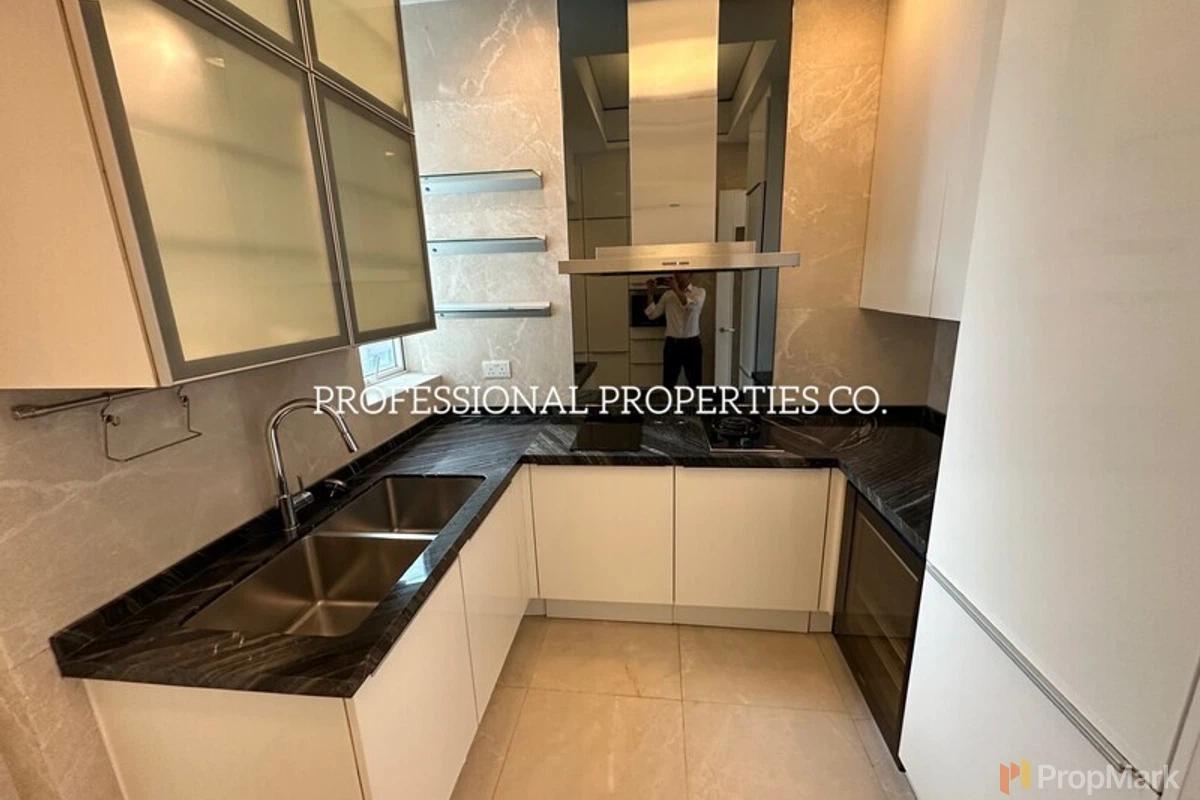 Conduit 18 - Photo 8