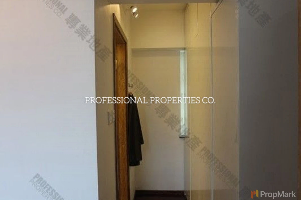 CentreStage - Photo 7