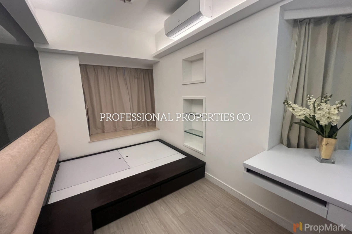 CentreStage - Photo 2