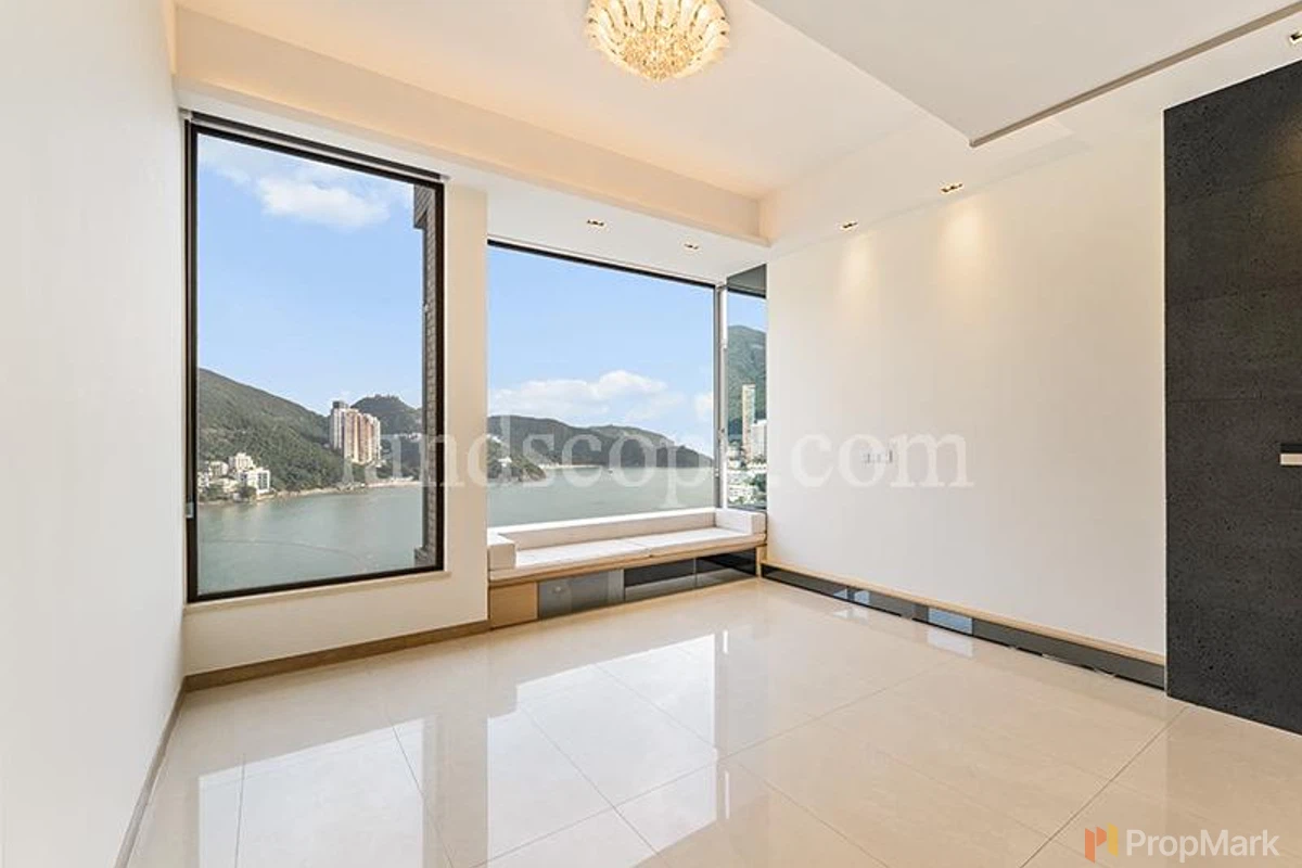 The Beachfront - Photo 3