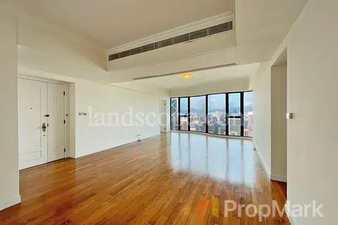 The Harbourview - Photo