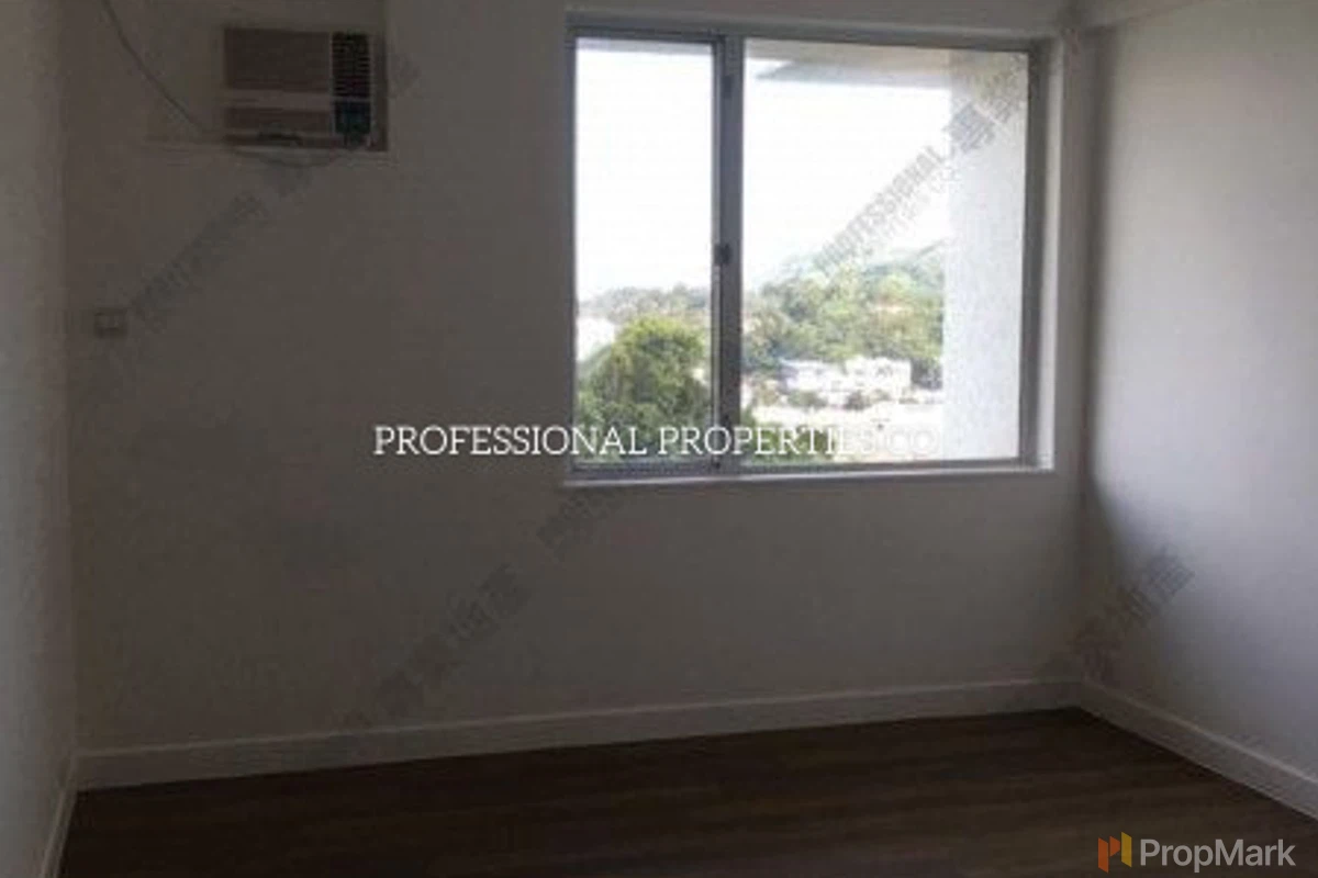 Grosse Pointe Villa - Photo 6