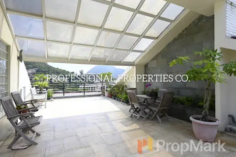 Manderly Garden - Photo 2