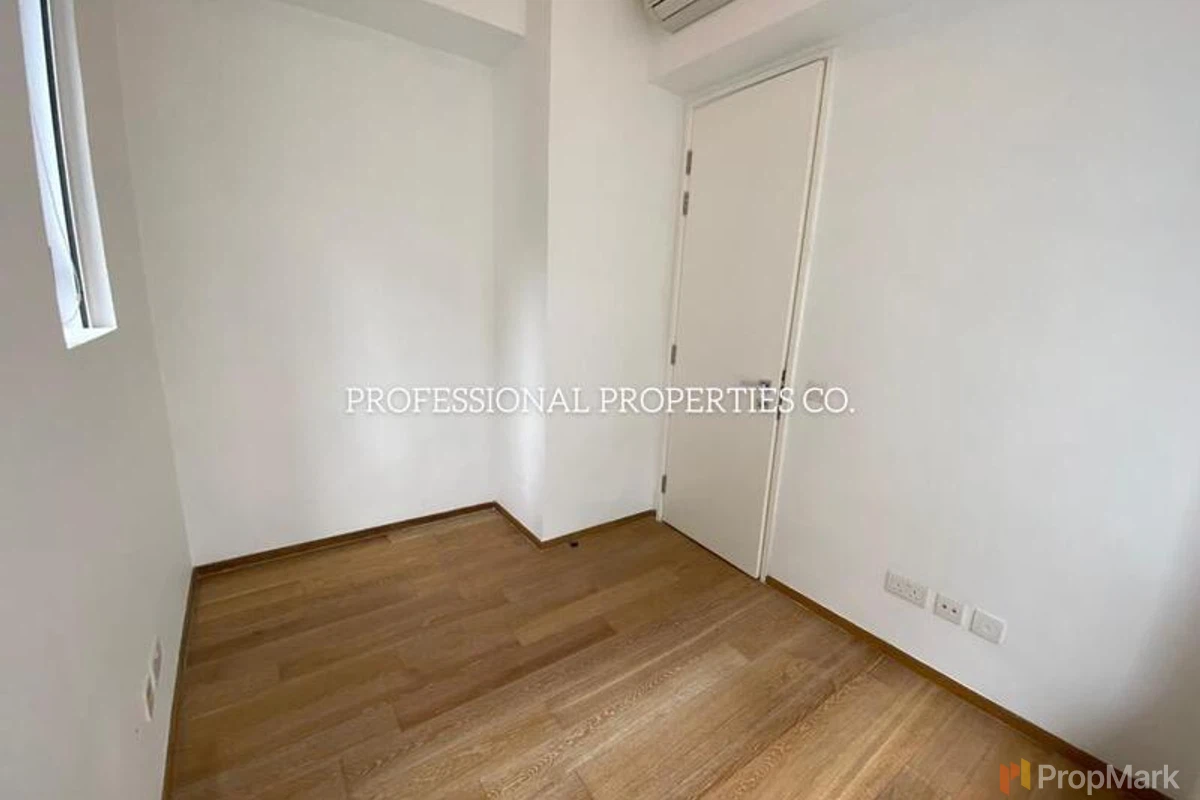 yoo Residence - Photo 1