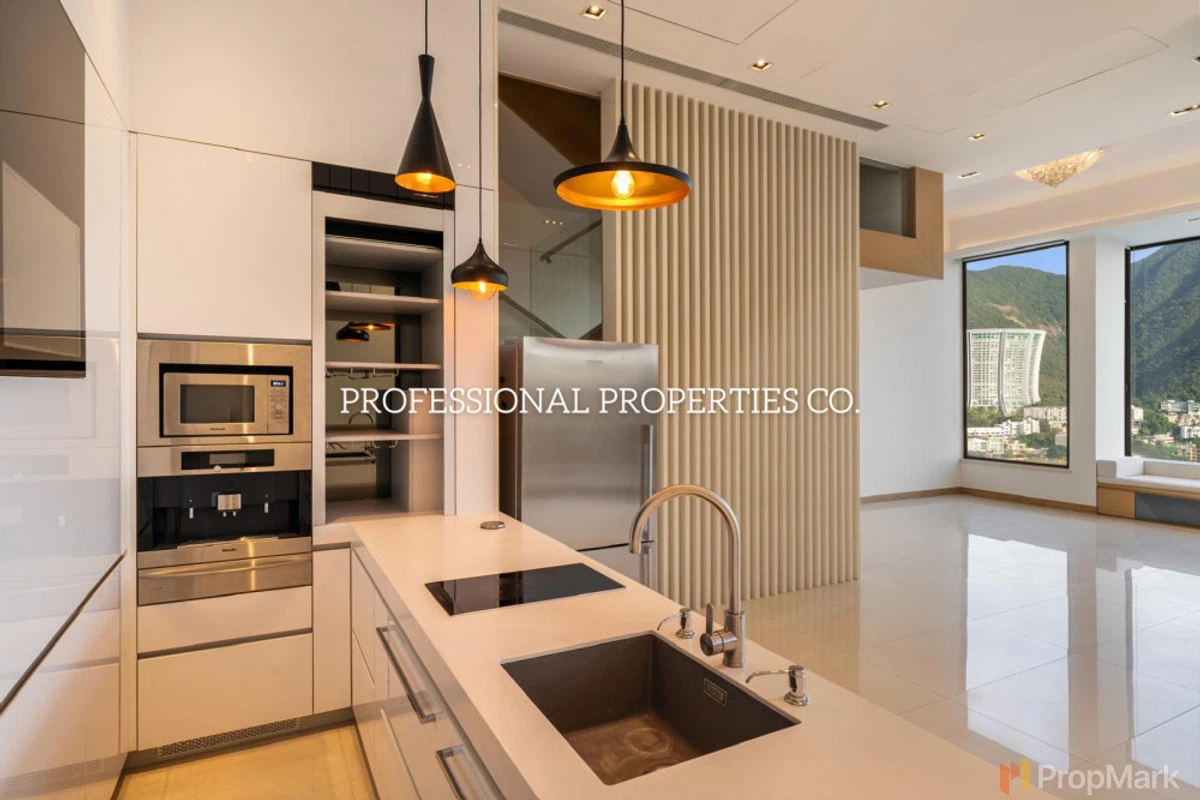 The Beachfront - Photo 13