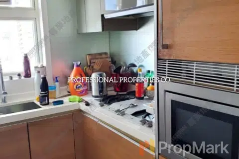 CentreStage - Photo 3