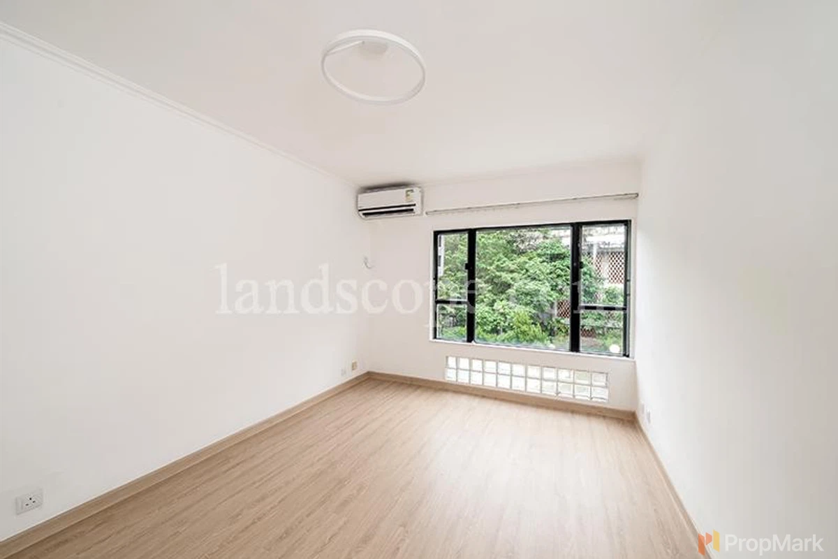 Shouson Garden - Photo 5