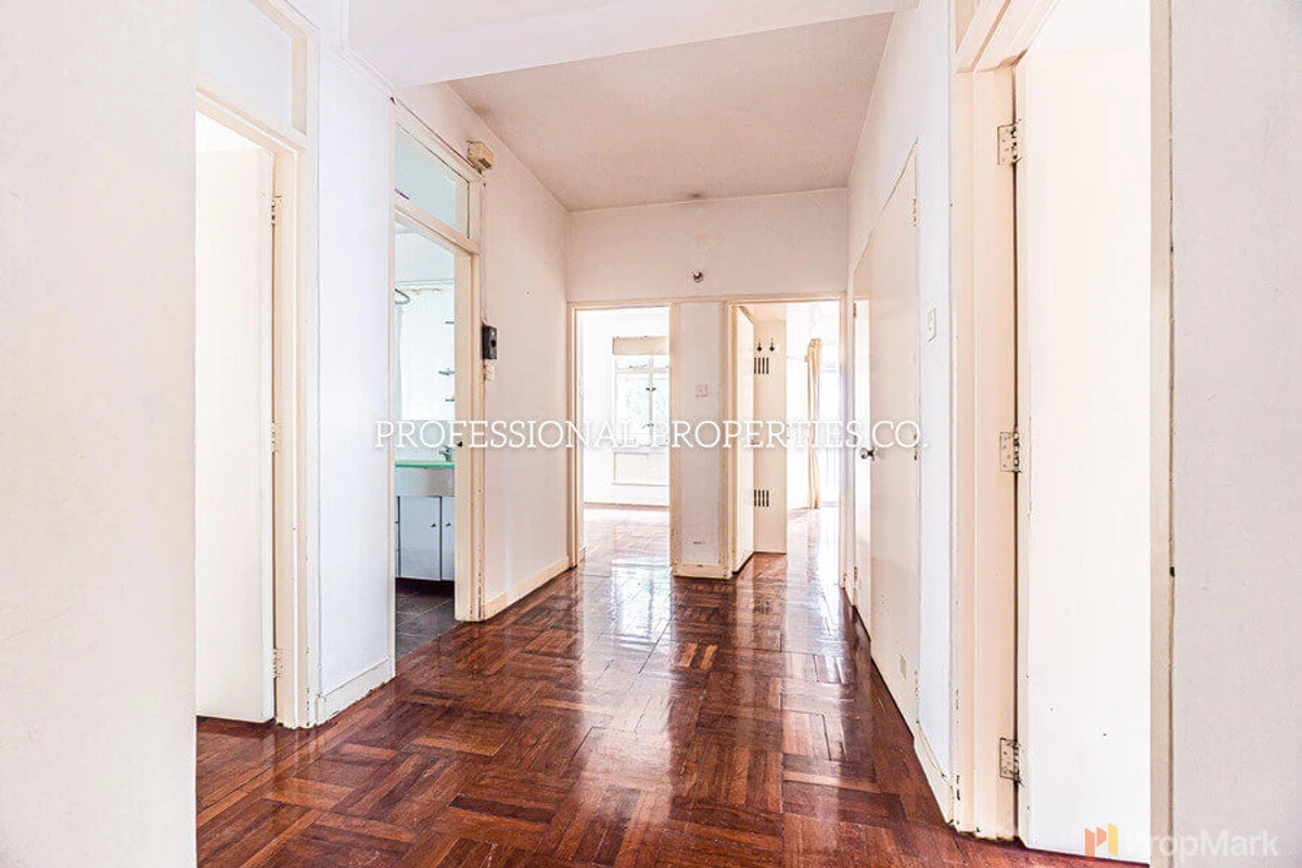 Palm Court - Photo 1