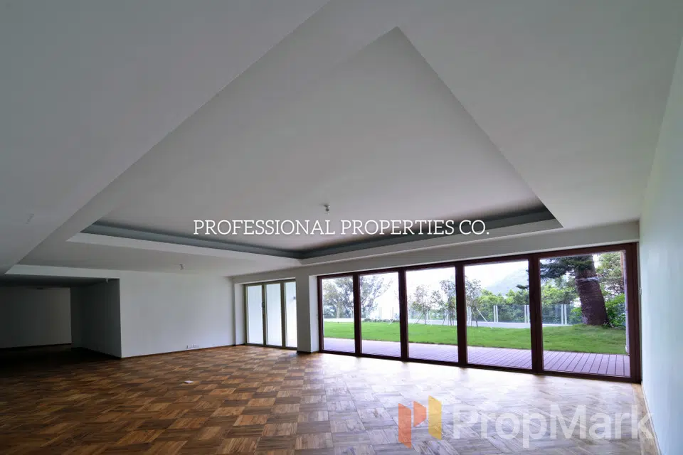 3 Headland Road - Photo 1