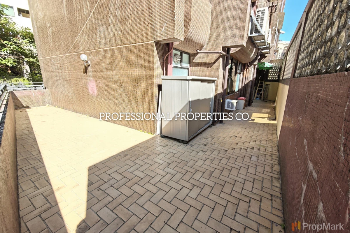 Wing On Lodge - Photo 1