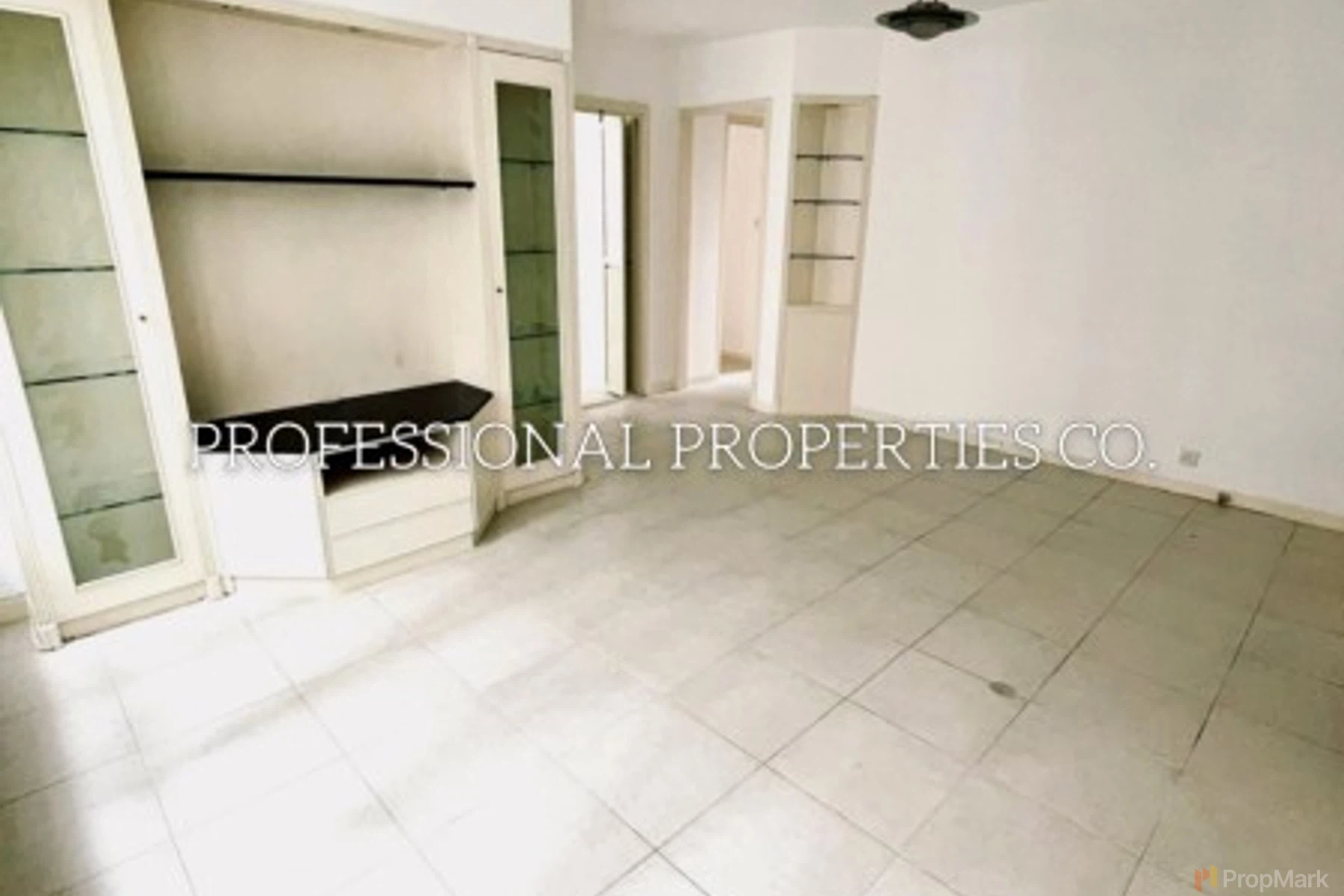 Sherwood Court - Photo 3