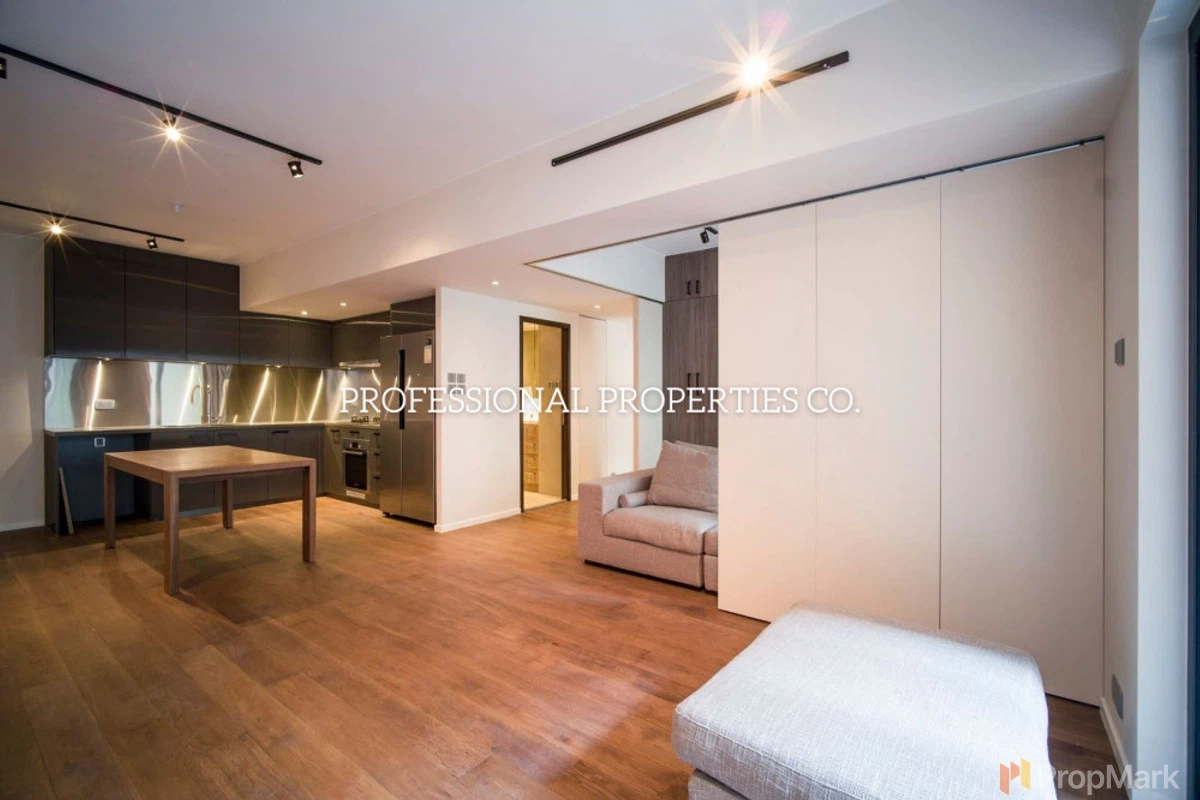 Rhine Court - Photo 1