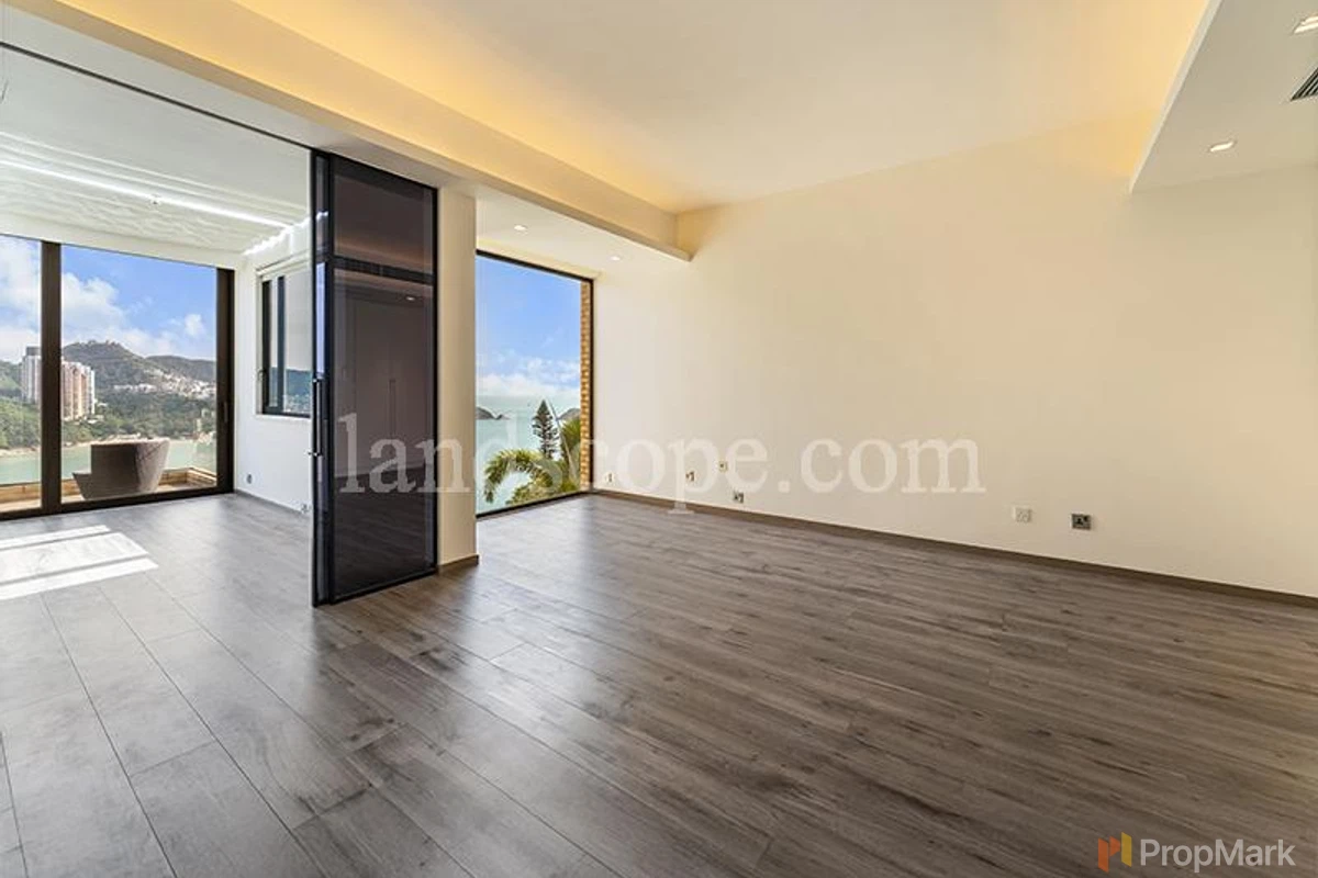 The Beachfront - Photo 9