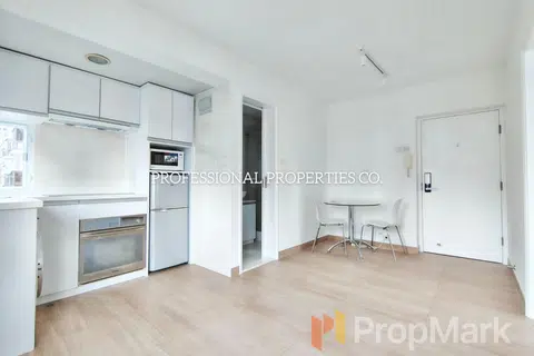 Ying Pont Building - Photo 1