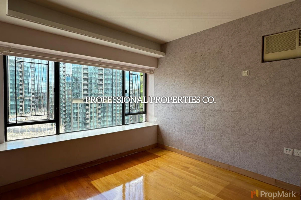 Park Towers - Photo 10