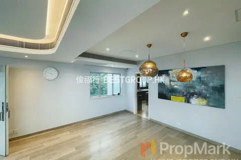 Guildford Court - Photo 3
