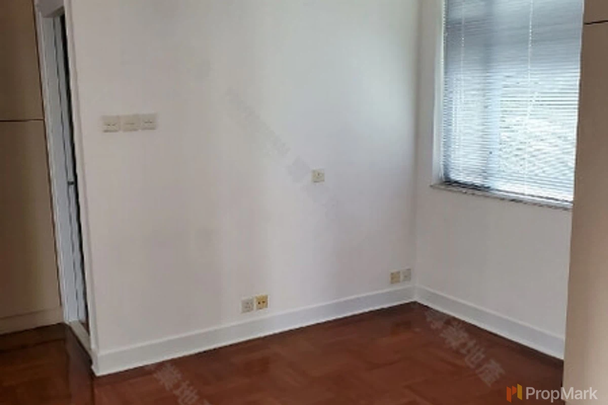 Welsby Court - Photo 1