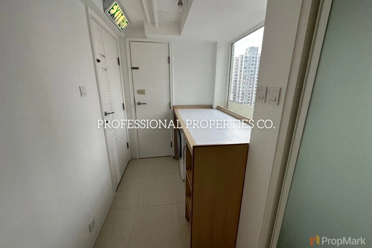 Conduit 18 - Photo 10