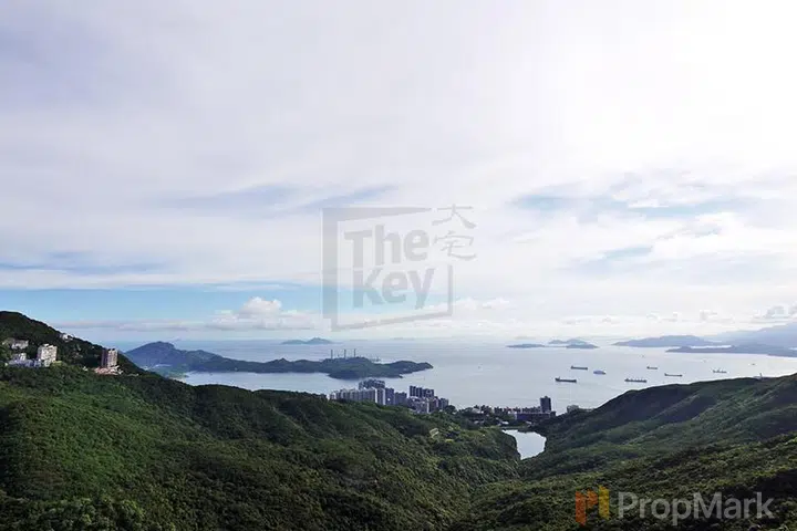 The Mount Austin - Photo