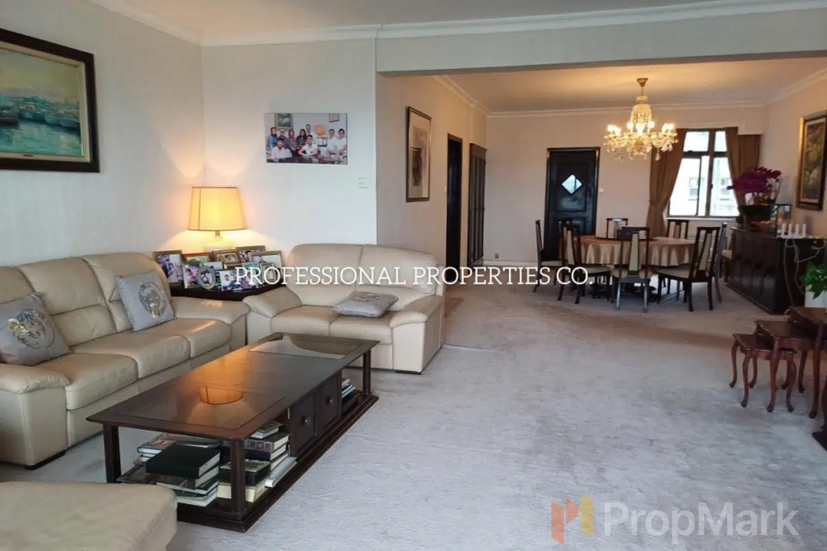 Evergreen Villa - Photo 1