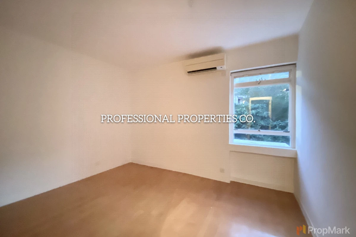 Unicorn Gardens - Photo 12