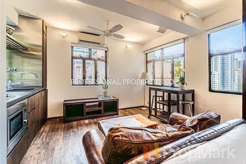 Silver Jubilee Mansion - Photo 3