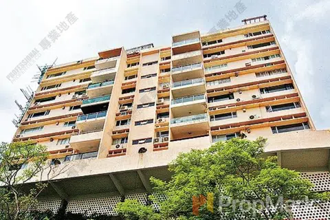 Faber Court - Photo