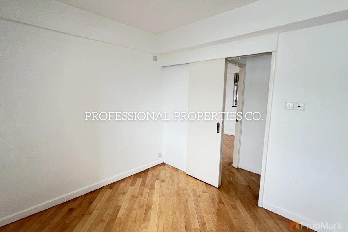 Elizabeth House - Photo 9