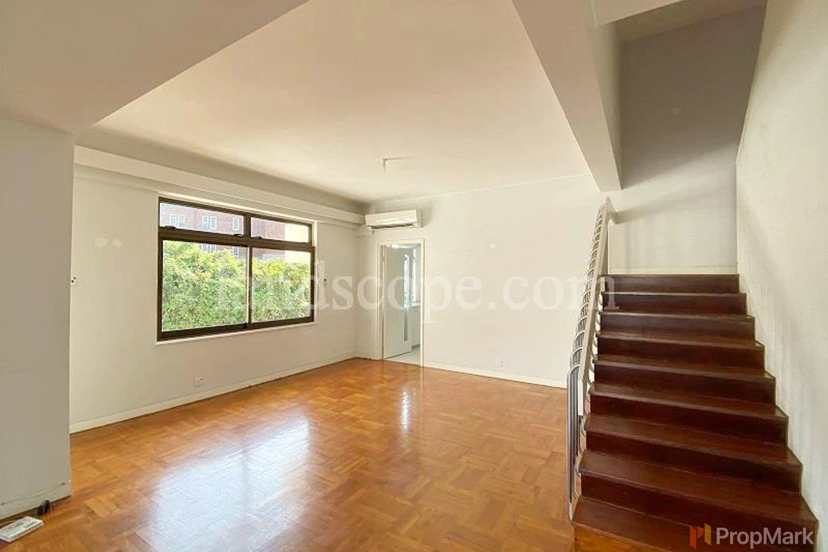 Stanley Knoll - Photo 3