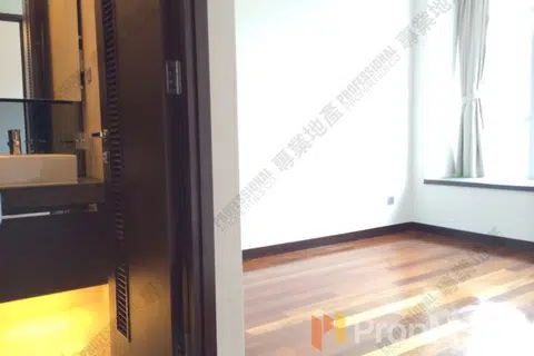 J Residence - Photo 2