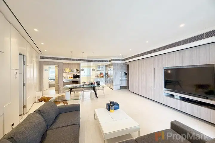Hilltop - Photo 2