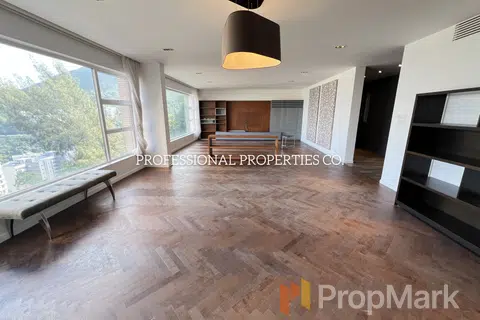 Leon Court - Photo 3