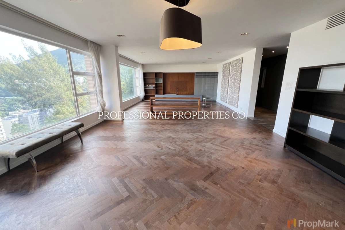 Leon Court - Photo 3