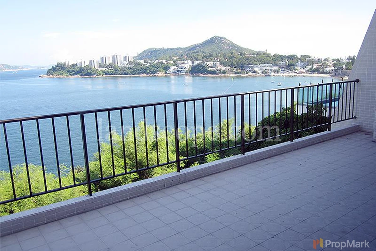 Tai Tam Crescent - Photo 1