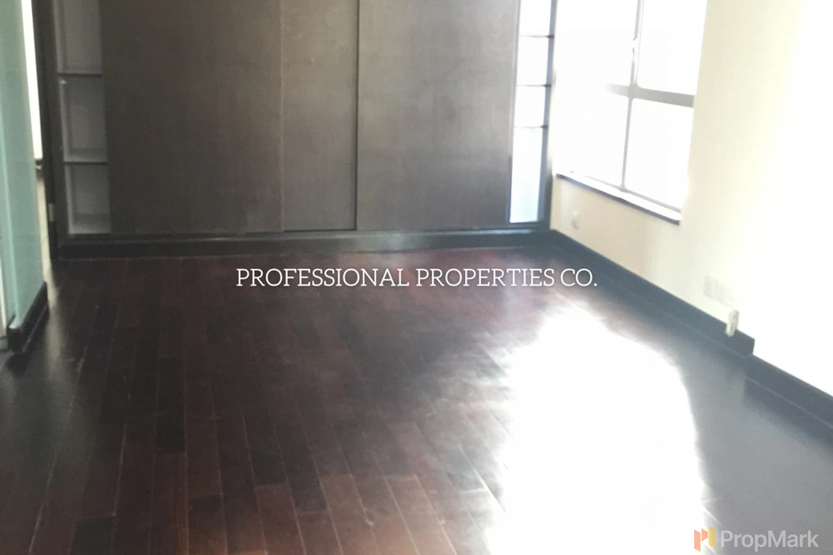 May Mansion - Photo 2