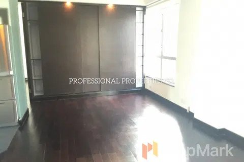 May Mansion - Photo 1