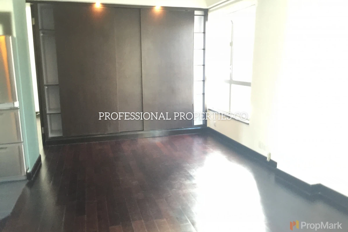 May Mansion - Photo 1